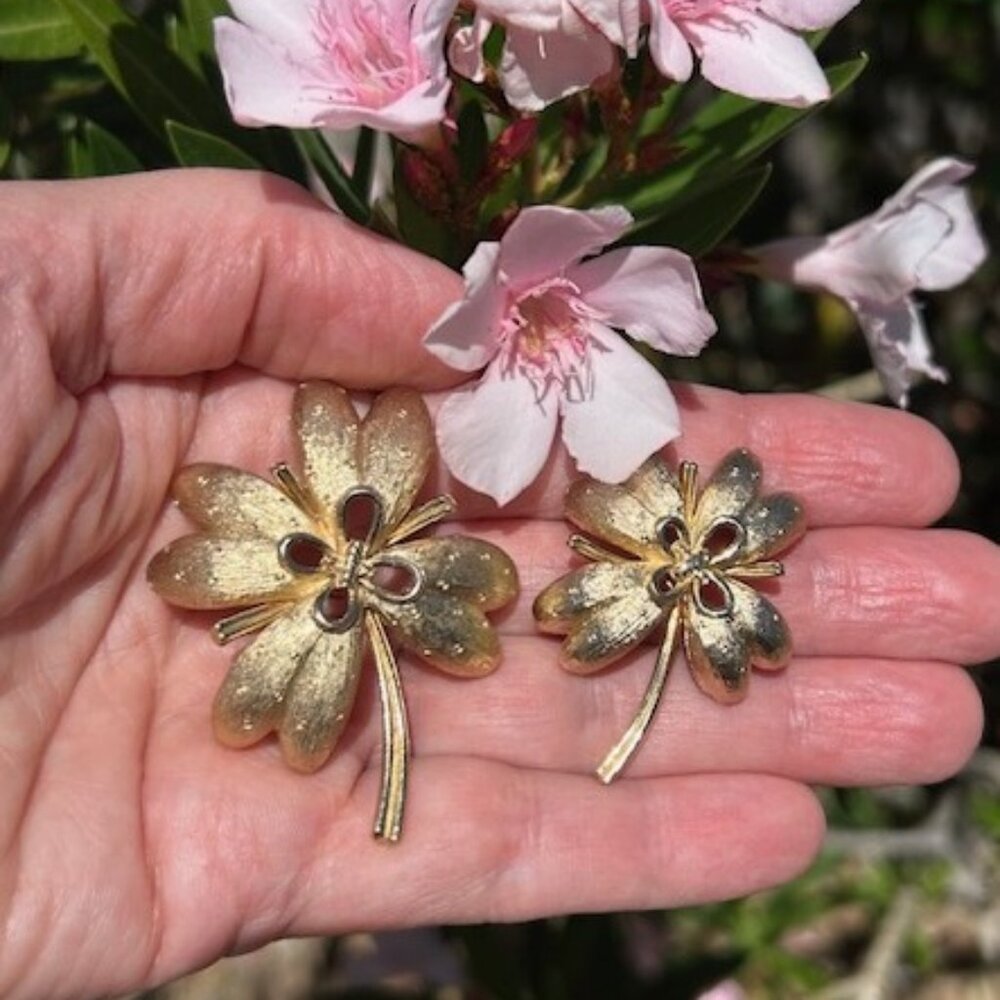 STAR 4-Leaf Clover Brushed Gold BROOCH SET